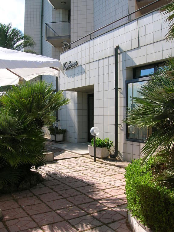 Hotel Neptunus Nettuno Exterior photo